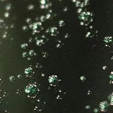 窓ガラスの撥水被膜による水弾き