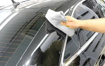 スプレーで簡単に施工できる親水リキッド